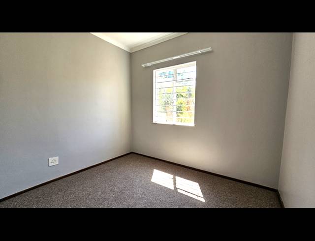 2 BEDROOM APARTMENT RENTED IN MORELETA PARK